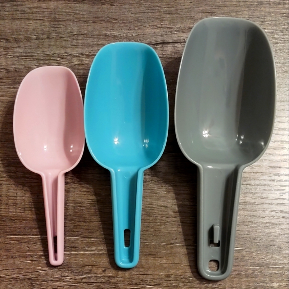 Set of 3 Nesting Scoops, 1.7/3.4/5.1 oz